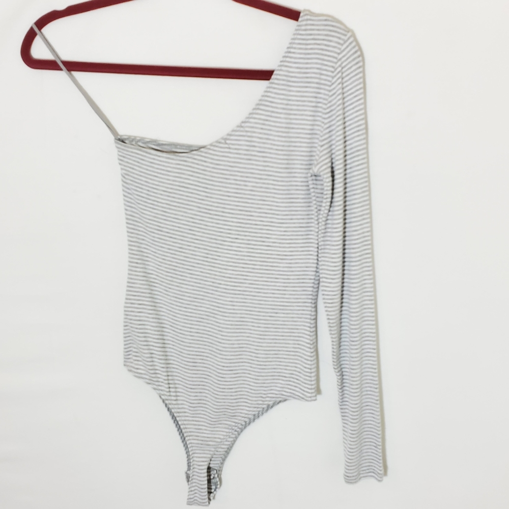 💥Host Pick !!💥 Garage single long sleeve bodysuit knit stripesize petite small - Picture 2 of 5